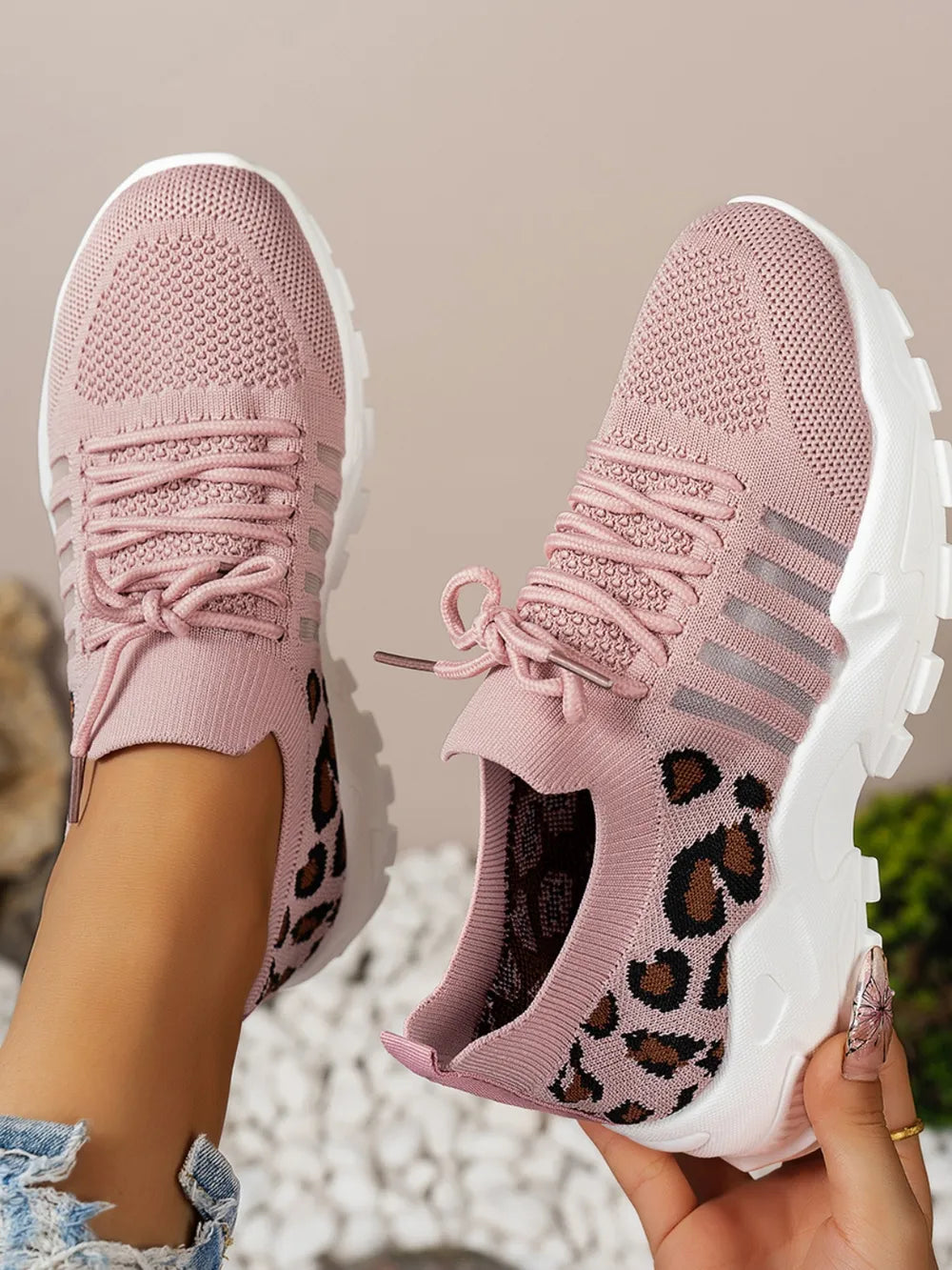 Mesh Athletic Shoes Cutout Leopard Lace Up Mesh Athletic Shoes – Leopard Athletic Shoes
