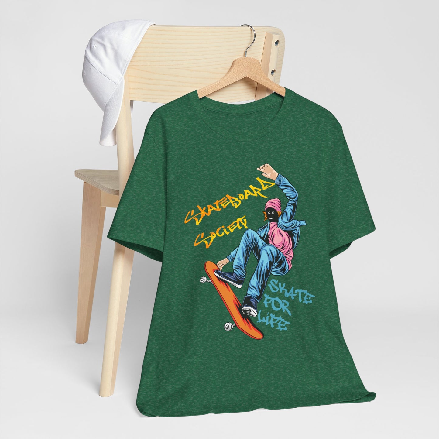 T-Shirt Skateboard Society Unisex Tee - Vibrant Orange Graphic T-Shirt for Skate Enthusiasts