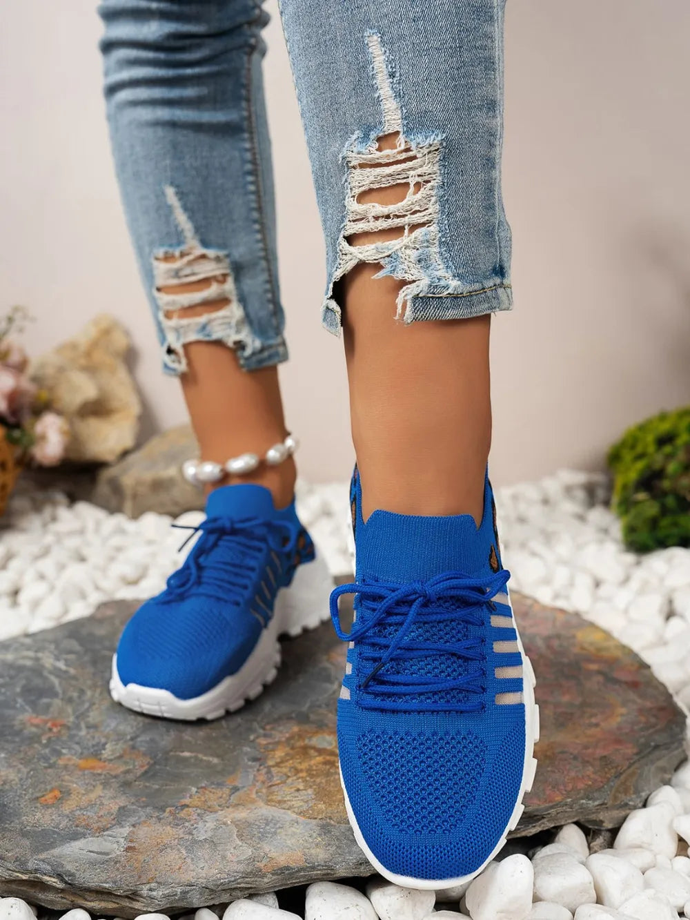 Mesh Athletic Shoes Cutout Leopard Lace Up Mesh Athletic Shoes – Leopard Athletic Shoes