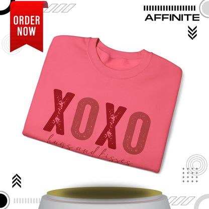 Sweatshirt XOXO Hugs and Kisses Crewneck Sweatshirt - Cozy Valentine's Day Gift