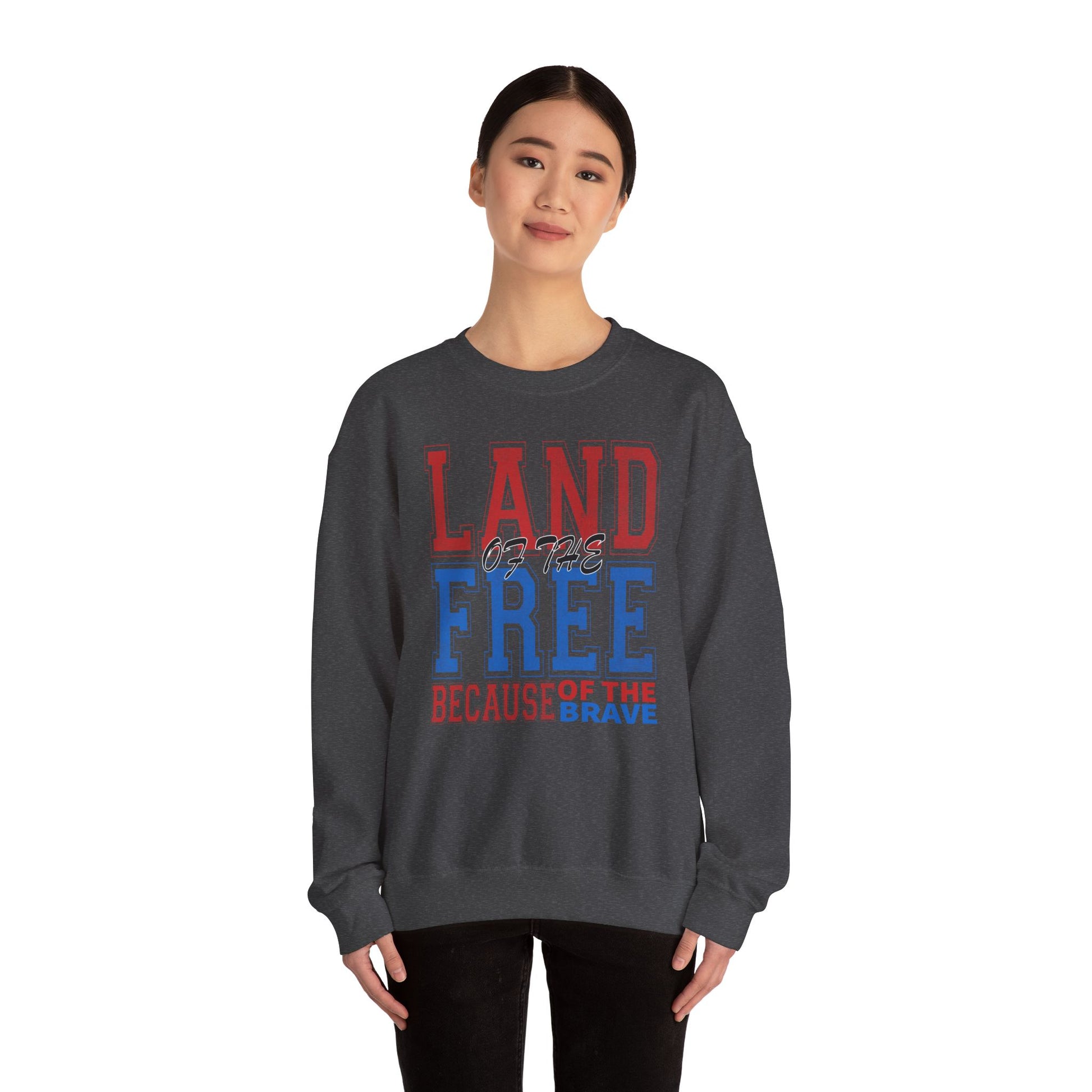 Sweatshirt Land of the Free Sweatshirt – Patriotic USA Crewneck by Gildan