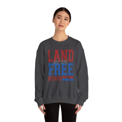 Sweatshirt Land of the Free Sweatshirt – Patriotic USA Crewneck by Gildan
