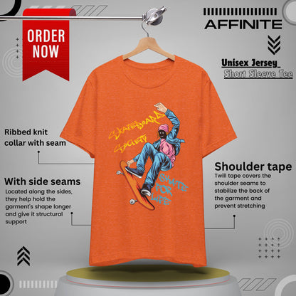 T-Shirt Skateboard Society Unisex Tee - Vibrant Orange Graphic T-Shirt for Skate Enthusiasts Heather Orange