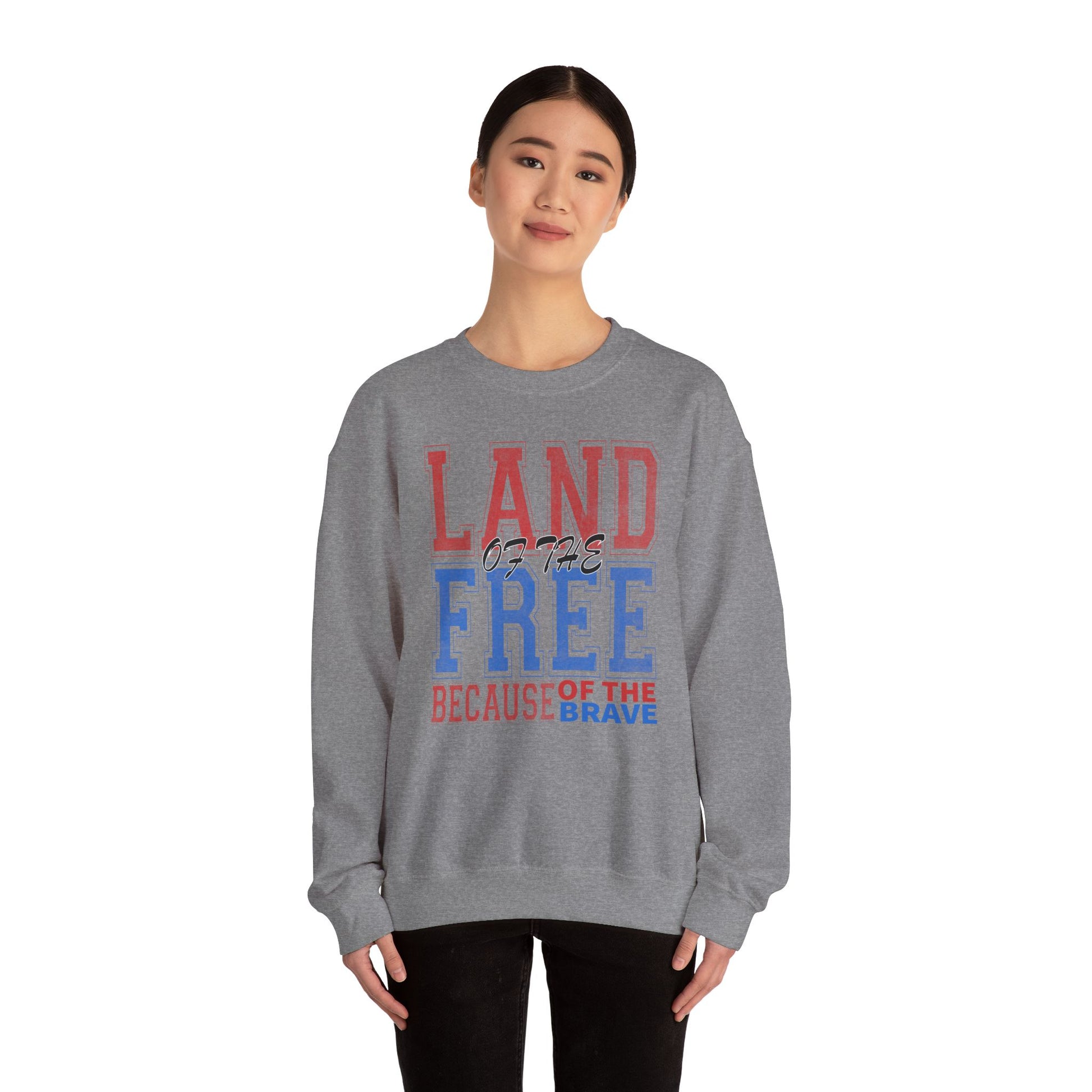 Sweatshirt Land of the Free Sweatshirt – Patriotic USA Crewneck by Gildan