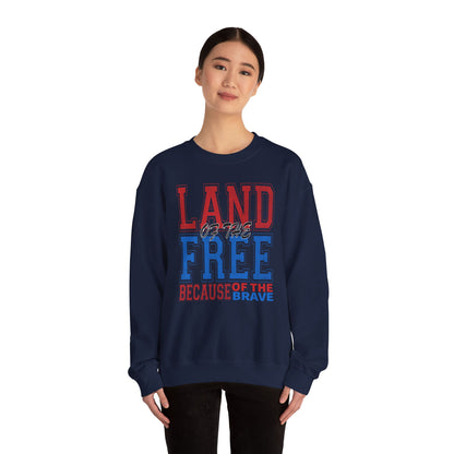 Sweatshirt Land of the Free Sweatshirt – Patriotic USA Crewneck by Gildan