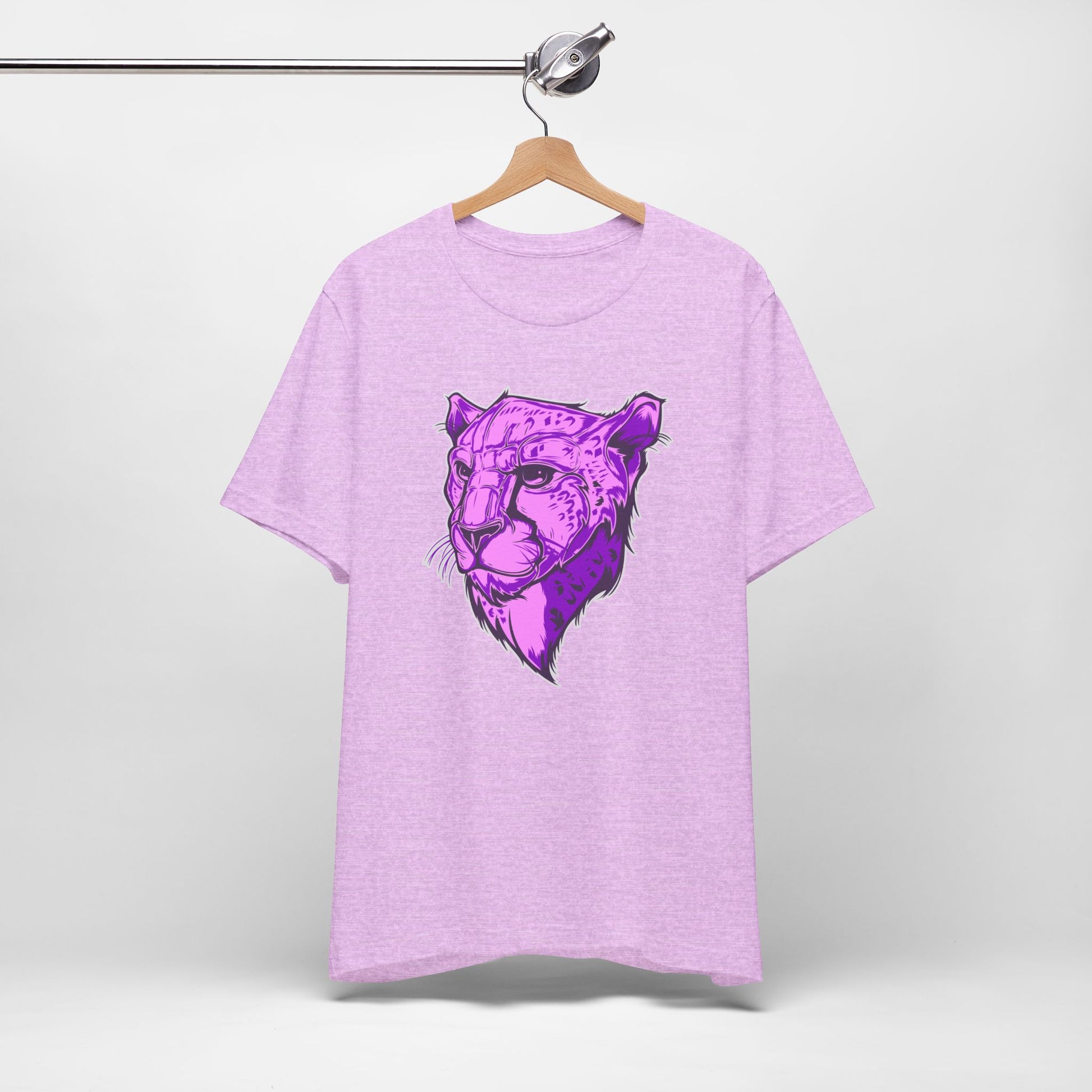 T-Shirt Vibrant Purple Leopard Tee - Unisex Jersey Shirt, Wild Animal Print, Graphic Tee, Gifts for Nature Lovers, Unique Artwear, Stylish [...] Heather Prism Lilac S