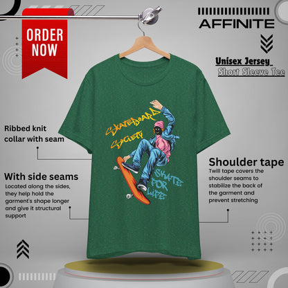 T-Shirt Skateboard Society Unisex Tee - Vibrant Orange Graphic T-Shirt for Skate Enthusiasts Heather Grass Green