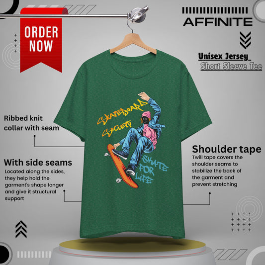 T-Shirt Skateboard Society Unisex Tee - Vibrant Orange Graphic T-Shirt for Skate Enthusiasts Heather Grass Green