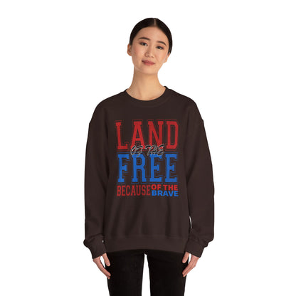 Sweatshirt Land of the Free Sweatshirt – Patriotic USA Crewneck by Gildan