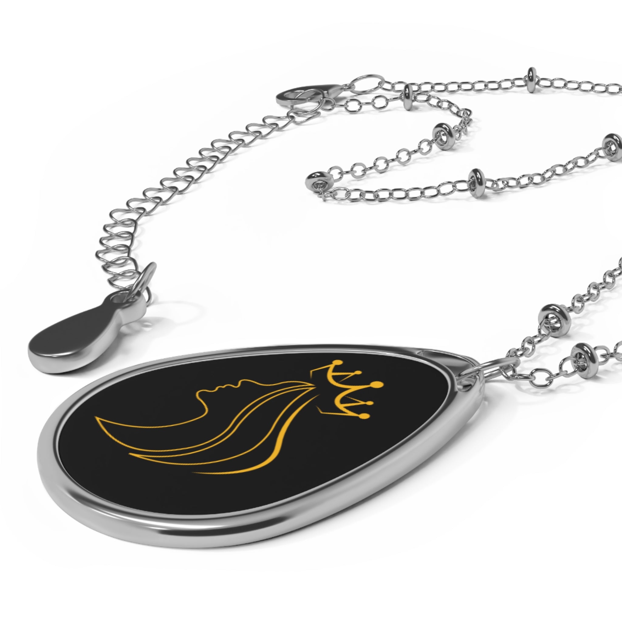 Queen Necklace - Royal Majesty Oval Pendant Jewelry Necklace