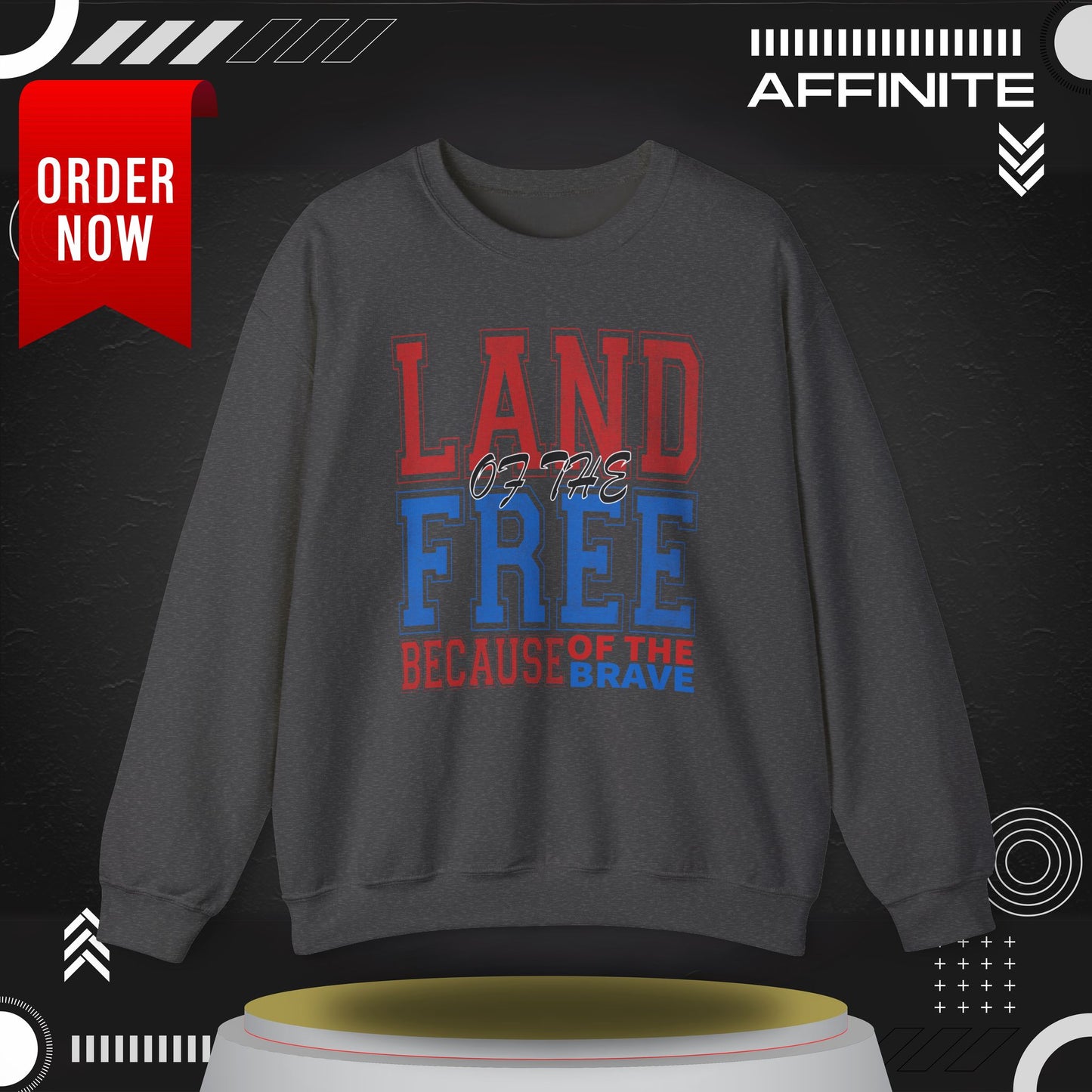 Sweatshirt Land of the Free Sweatshirt – Patriotic USA Crewneck by Gildan Dark Heather