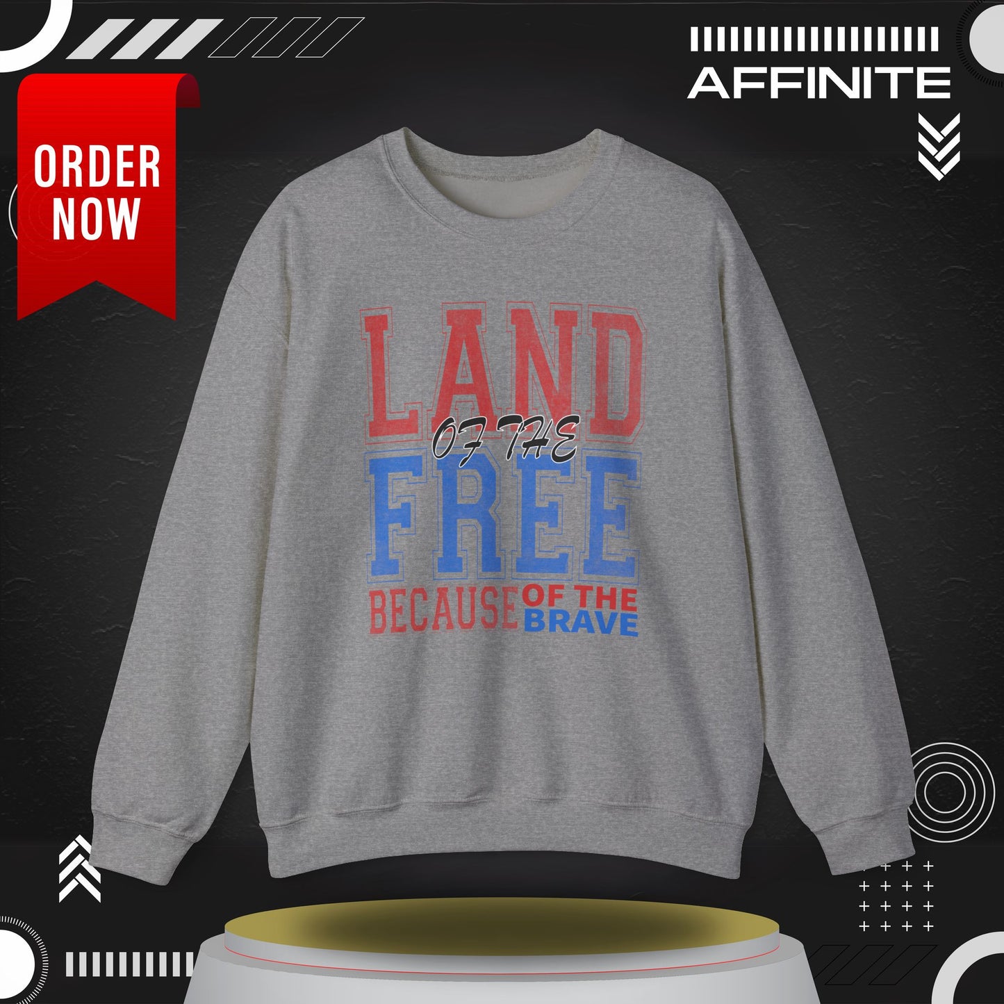 Sweatshirt Land of the Free Sweatshirt – Patriotic USA Crewneck by Gildan Graphite Heather