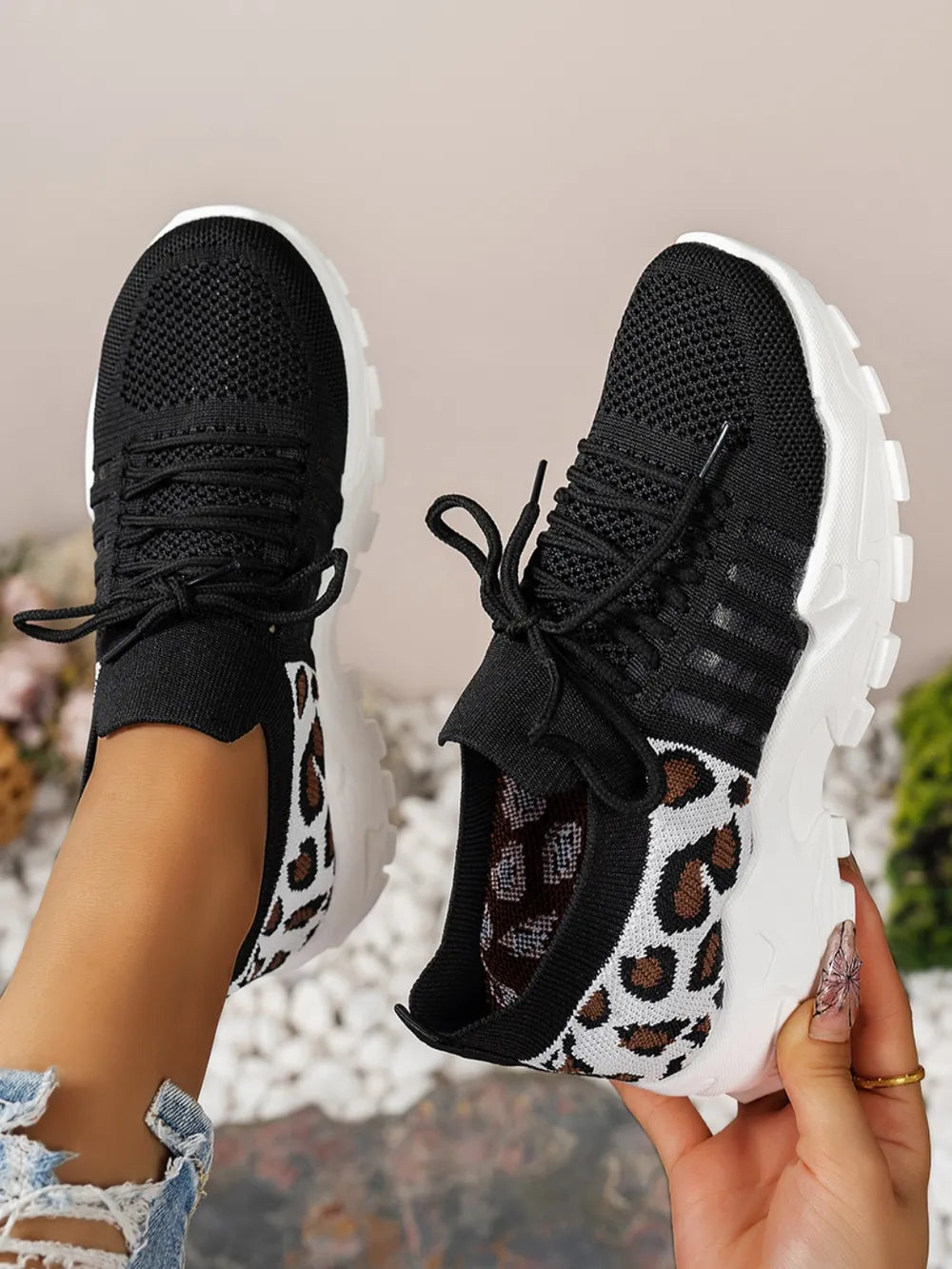 Mesh Athletic Shoes Cutout Leopard Lace Up Mesh Athletic Shoes – Leopard Athletic Shoes